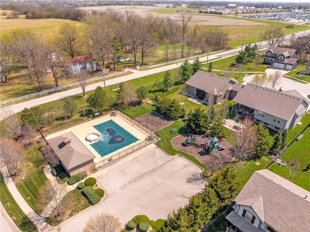 18531 West 194th Terrace Spring Hill, KS 66083 - Photo 48 of 55