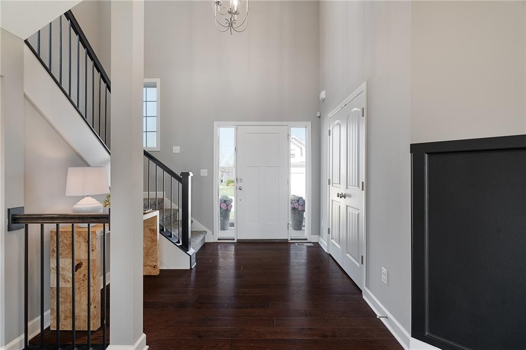 18531 West 194th Terrace Spring Hill, KS 66083 - Photo 5 of 55