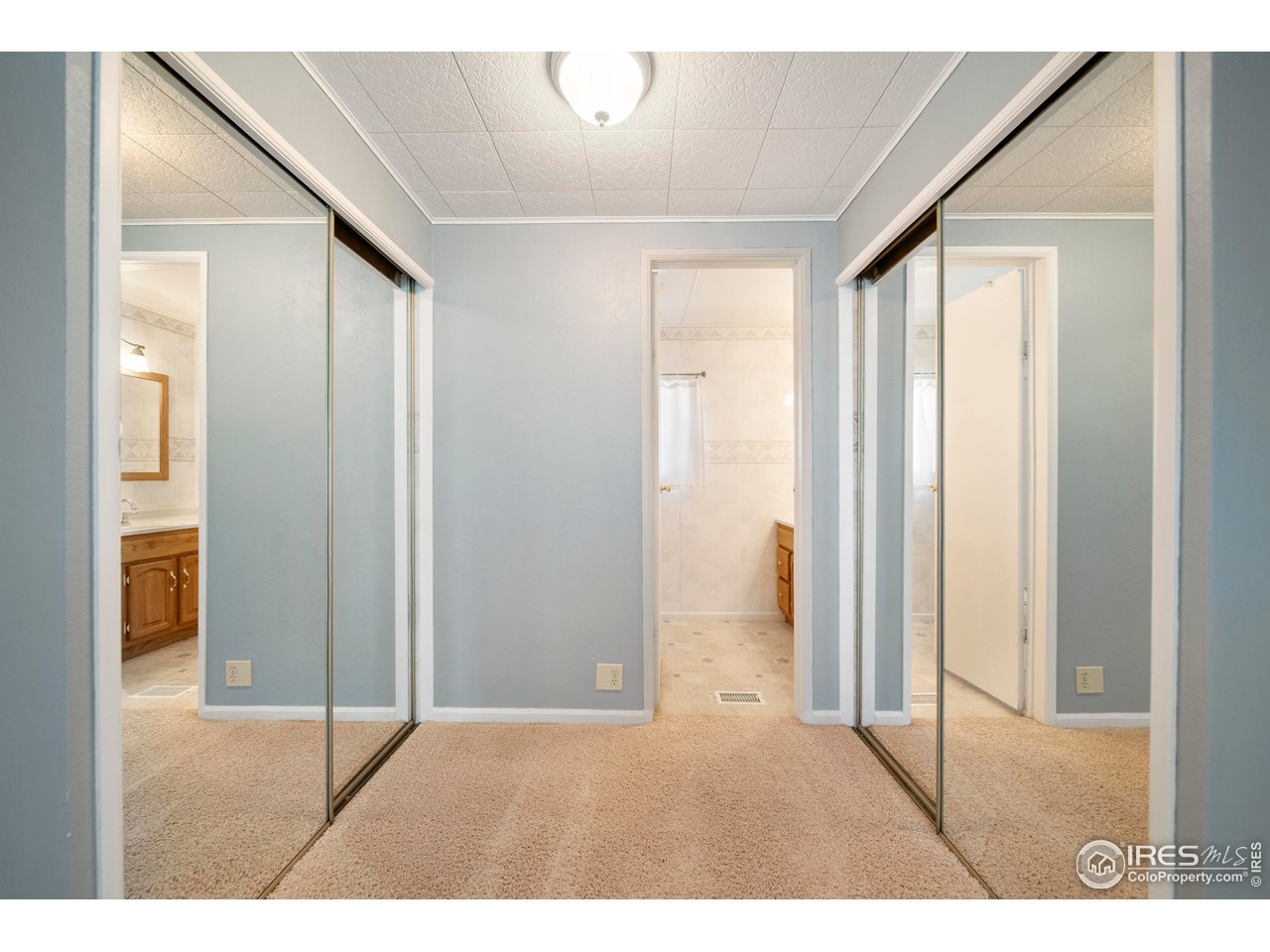 15260 County Road South Fort Morgan, CO 80701 - Photo 17 of 39 Double closet space - Master!