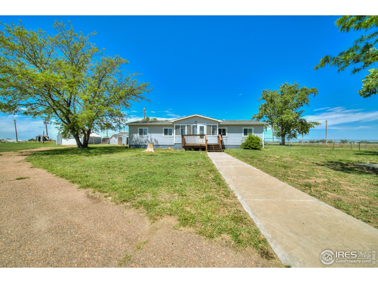 15260 County Road South Fort Morgan, CO 80701 - Photo 8 of 39 Mature Tree Landscape!