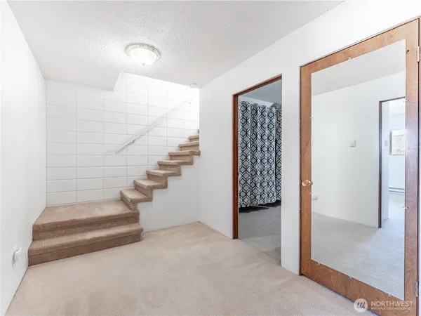 $375,000 | 1818 Skyline Drive, Unit 21, Wenatchee, WA 98801