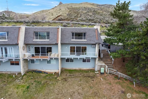 $375,000 | 1818 Skyline Drive, Unit 21, Wenatchee, WA 98801