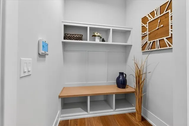 $849,900 | 8170 West Lake Drive, Parkville, MO 64152