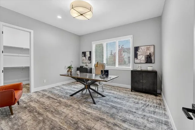 $849,900 | 8170 West Lake Drive, Parkville, MO 64152