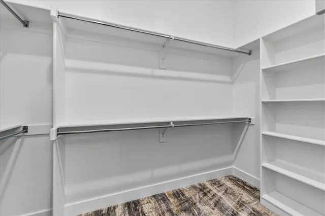 $849,900 | 8170 West Lake Drive, Parkville, MO 64152