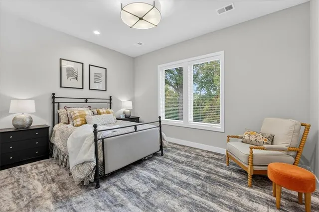 $849,900 | 8170 West Lake Drive, Parkville, MO 64152