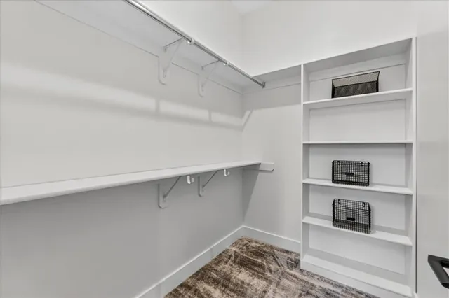 $849,900 | 8170 West Lake Drive, Parkville, MO 64152