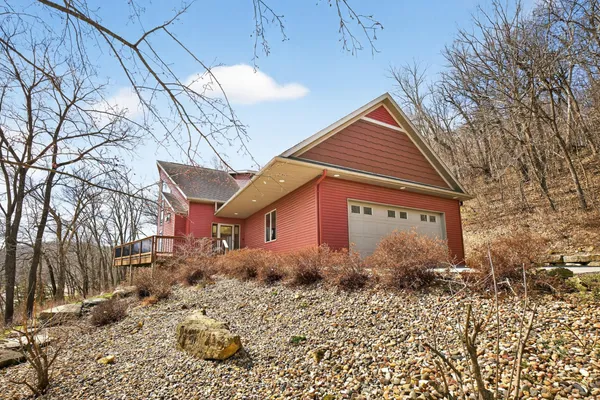 $769,900 | 59261 County Road 7, Zumbro Falls, MN 55991