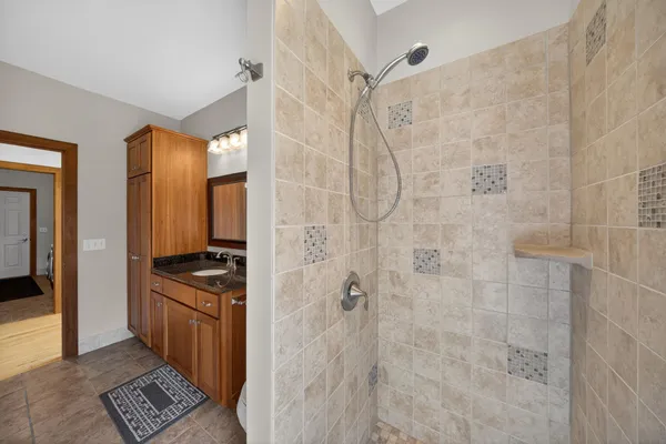 $769,900 | 59261 County Road 7, Zumbro Falls, MN 55991