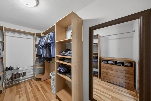 $769,900 | 59261 County Road 7, Zumbro Falls, MN 55991