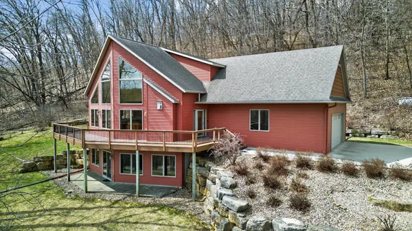 $769,900 | 59261 County Road 7, Zumbro Falls, MN 55991