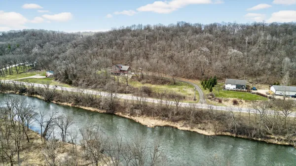 $769,900 | 59261 County Road 7, Zumbro Falls, MN 55991