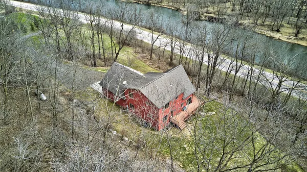 $769,900 | 59261 County Road 7, Zumbro Falls, MN 55991