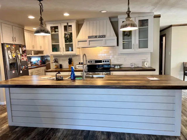 $174,900 | 1021 Avenue North, Ralls, TX 79357