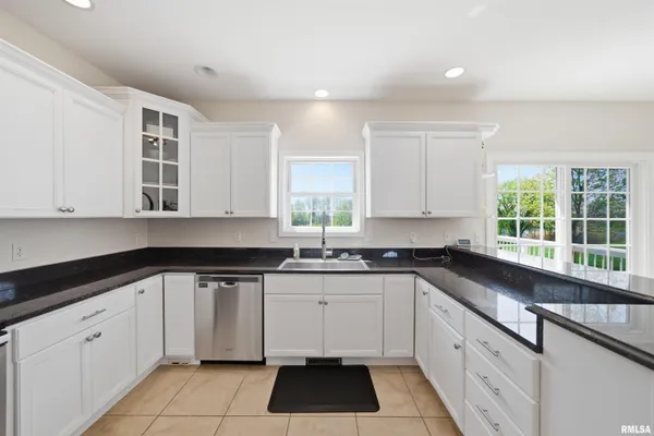 $630,000 | 26805 Liberty Lane, Washington, IL 61571