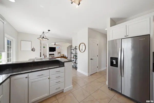 $630,000 | 26805 Liberty Lane, Washington, IL 61571