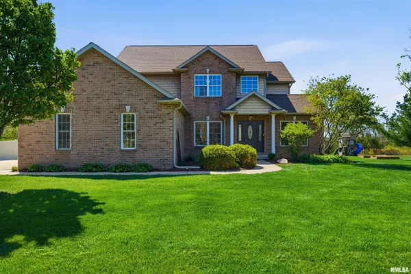 $630,000 | 26805 Liberty Lane, Washington, IL 61571