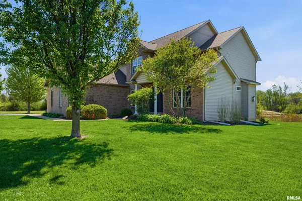 $630,000 | 26805 Liberty Lane, Washington, IL 61571