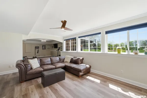 $630,000 | 26805 Liberty Lane, Washington, IL 61571