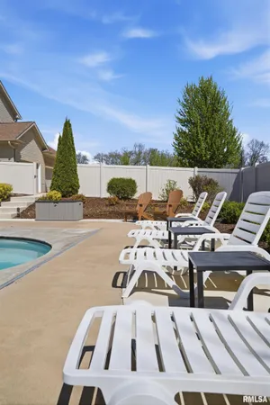 $630,000 | 26805 Liberty Lane, Washington, IL 61571
