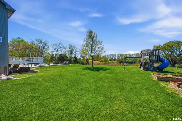 $630,000 | 26805 Liberty Lane, Washington, IL 61571