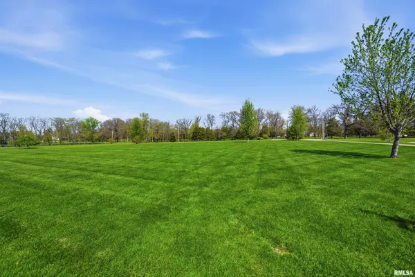 $630,000 | 26805 Liberty Lane, Washington, IL 61571