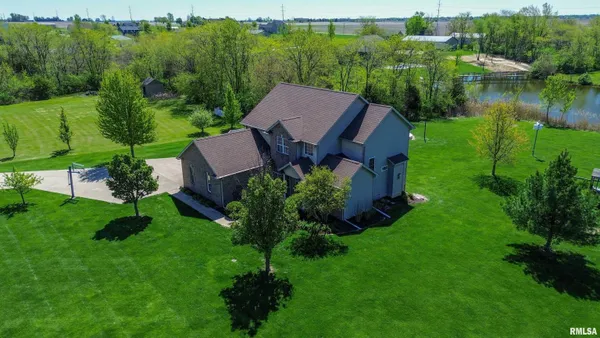$630,000 | 26805 Liberty Lane, Washington, IL 61571