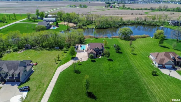 $630,000 | 26805 Liberty Lane, Washington, IL 61571