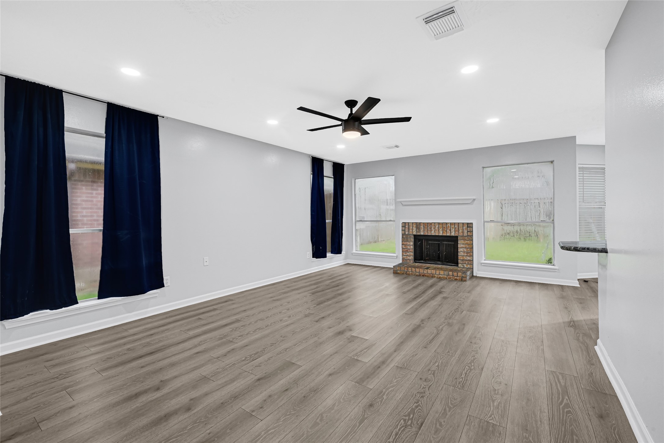 15019 Dunster Lane Channelview, TX 77530 - Photo 5 of 27