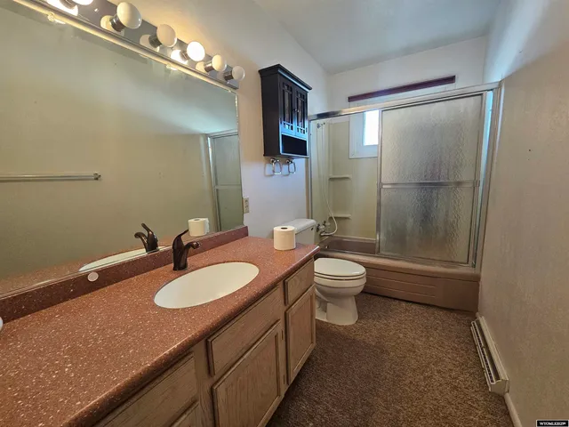 $199,500 | 405 South 18th Street, Worland, WY 82401