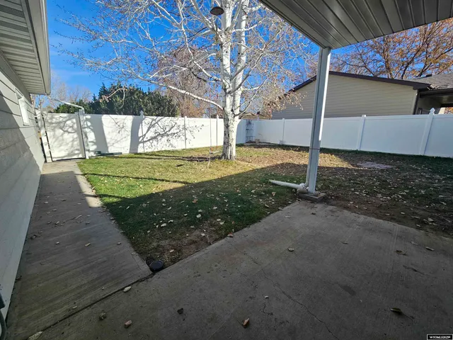 $199,500 | 405 South 18th Street, Worland, WY 82401