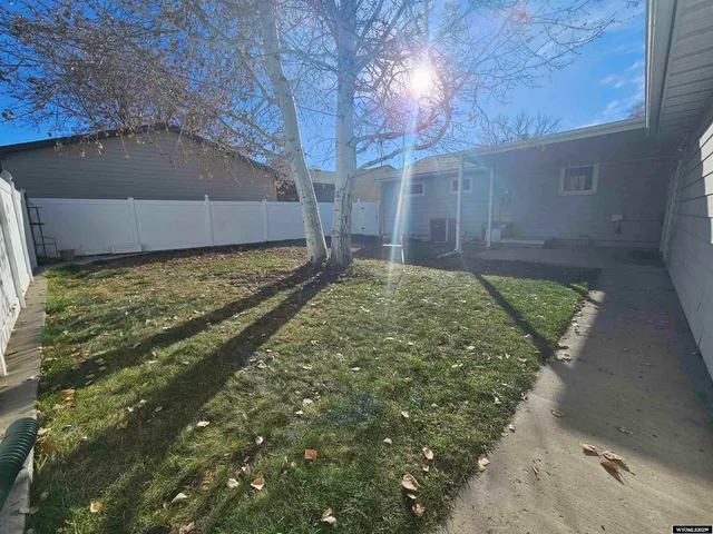 $199,500 | 405 South 18th Street, Worland, WY 82401