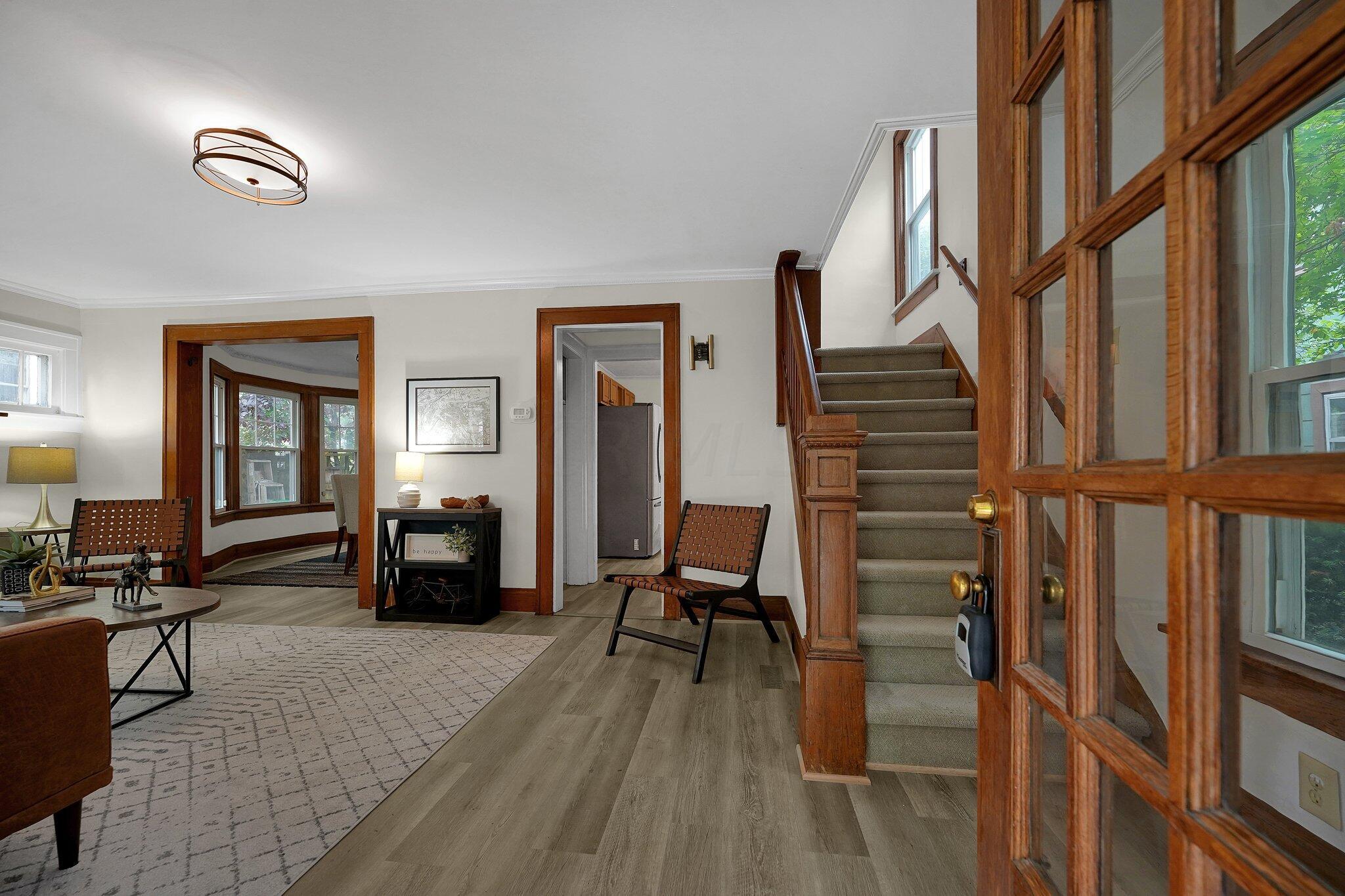 203 East Pacemont Road Columbus, OH 43202 - Photo 6 of 38 8-web-or-mls-203-e-pacemont-rd