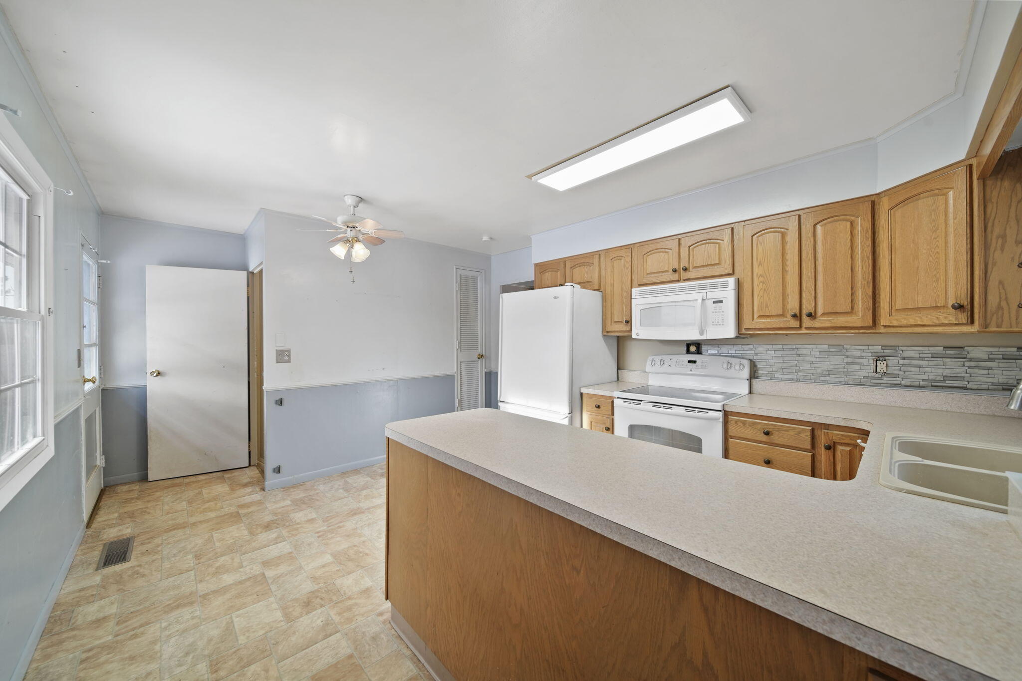 5635 Brooklyn Road Jackson, MI 49201 - Photo 8 of 47 21-web-or-mls-DSC03591