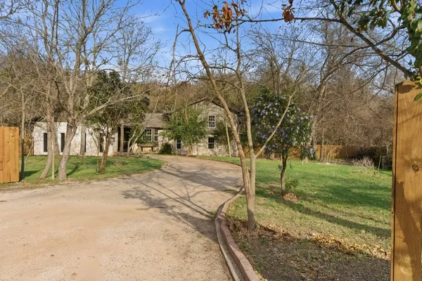 $1,250,000 | 8707 White Cliff Drive, Austin, TX 78759