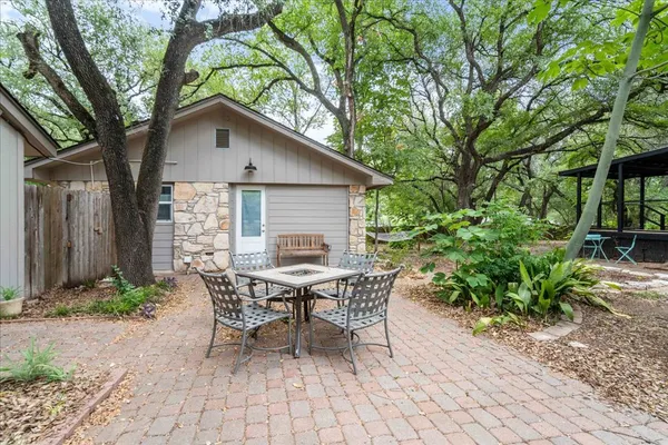 $1,250,000 | 8707 White Cliff Drive, Austin, TX 78759