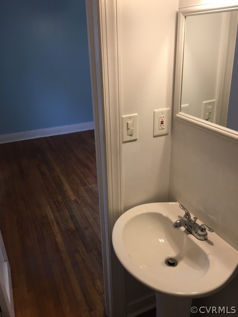 3025 Maplewood Road Henrico, VA 23228 - Photo 12 of 20 Gallery Image 12