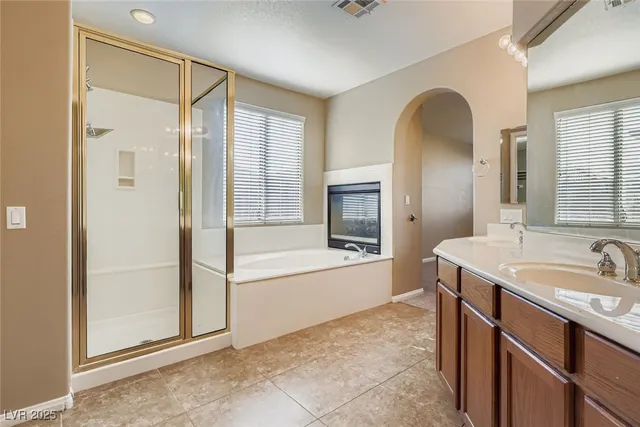 $729,900 | 599 Marsh Creek Court, Henderson, NV 89002