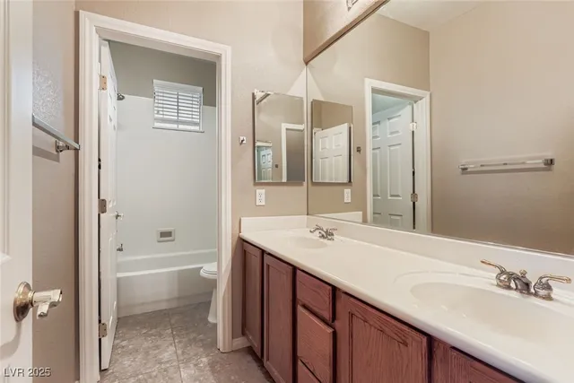 $729,900 | 599 Marsh Creek Court, Henderson, NV 89002