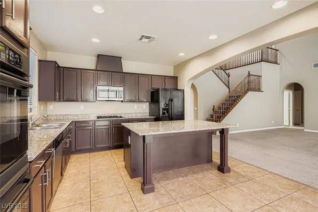 $729,900 | 599 Marsh Creek Court, Henderson, NV 89002