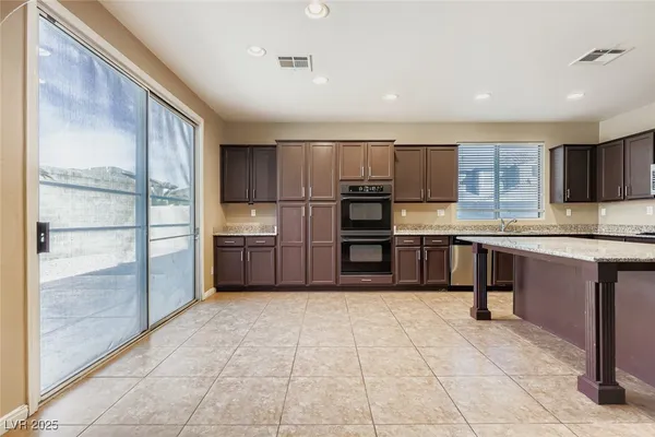 $689,900 | 599 Marsh Creek Court, Henderson, NV 89002