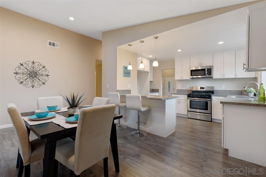 9980 Ledgeside Street Spring Valley, CA 91977 - Photo 6 of 25 Gallery Image 6