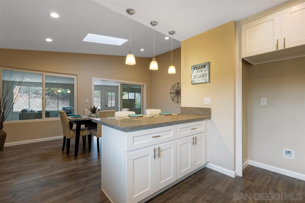 9980 Ledgeside Street Spring Valley, CA 91977 - Photo 8 of 25 Gallery Image 8