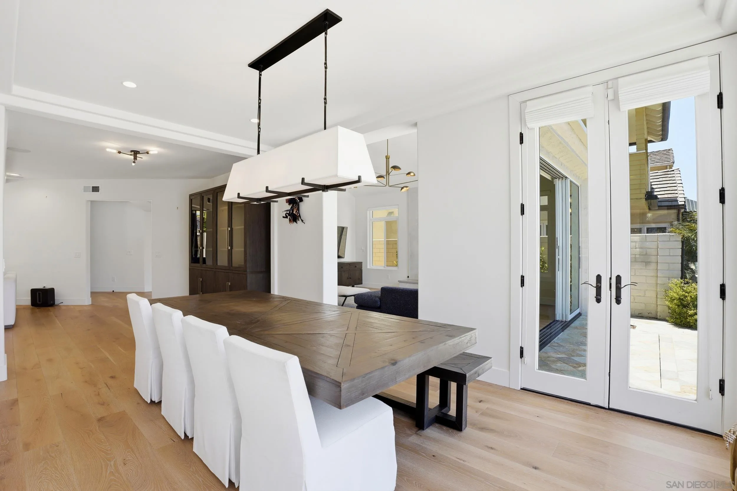 40 Spinnaker Way Coronado, CA 92118 - Photo 16 of 51
