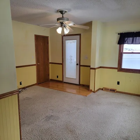 $315,000 | 1557 Old Lancaster Road, Platteville, WI 53818