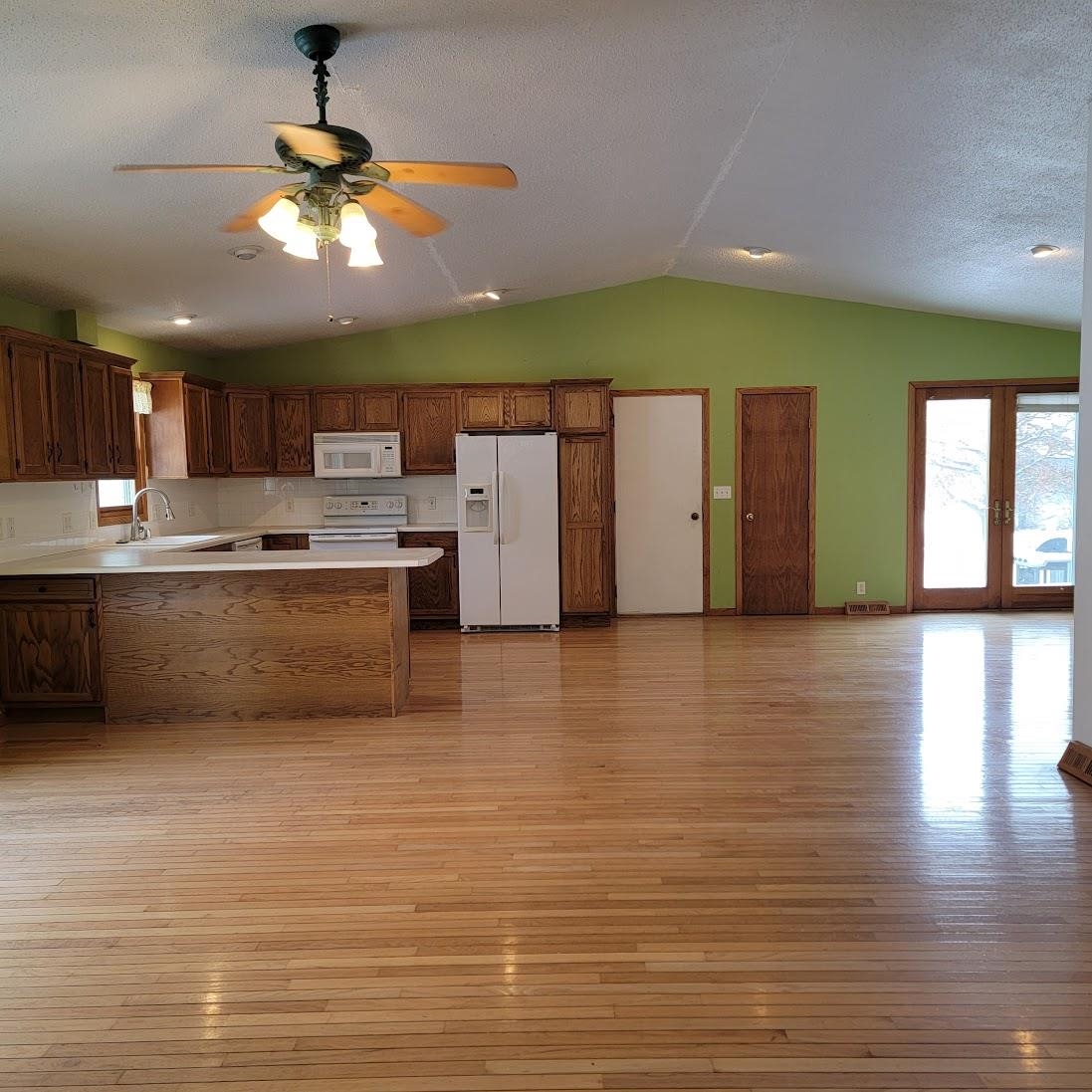 1557 Old Lancaster Road Platteville, WI 53818 - Photo 7 of 67