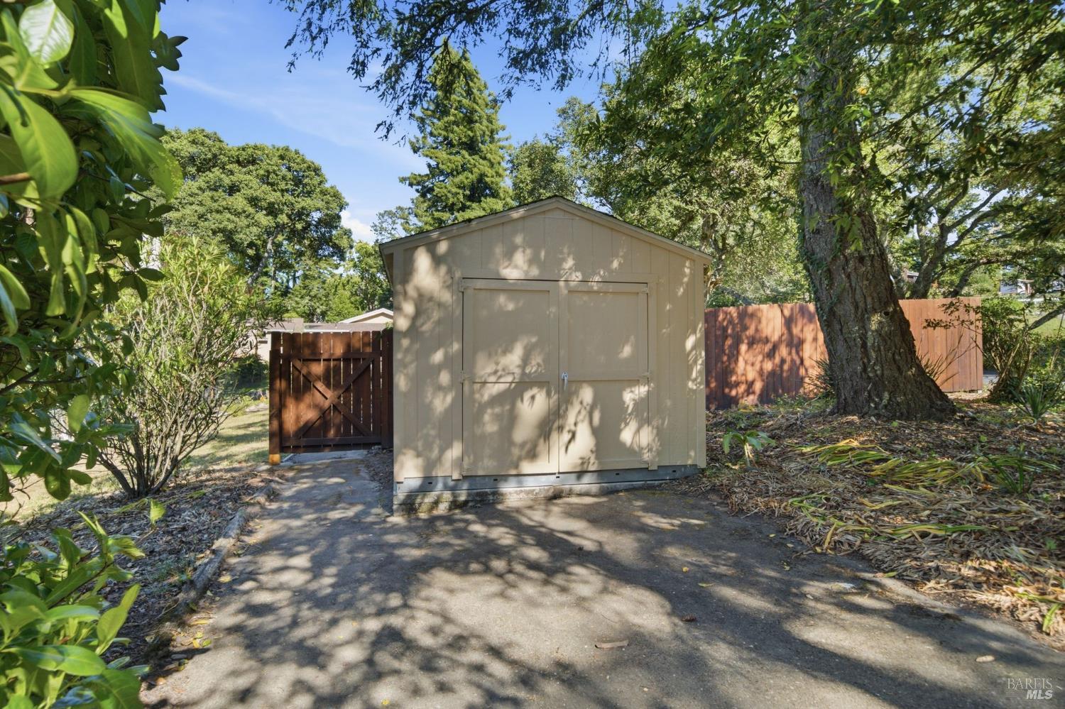 10960 Barnett Valley Road Sebastopol, CA 95472 - Photo 45 of 47