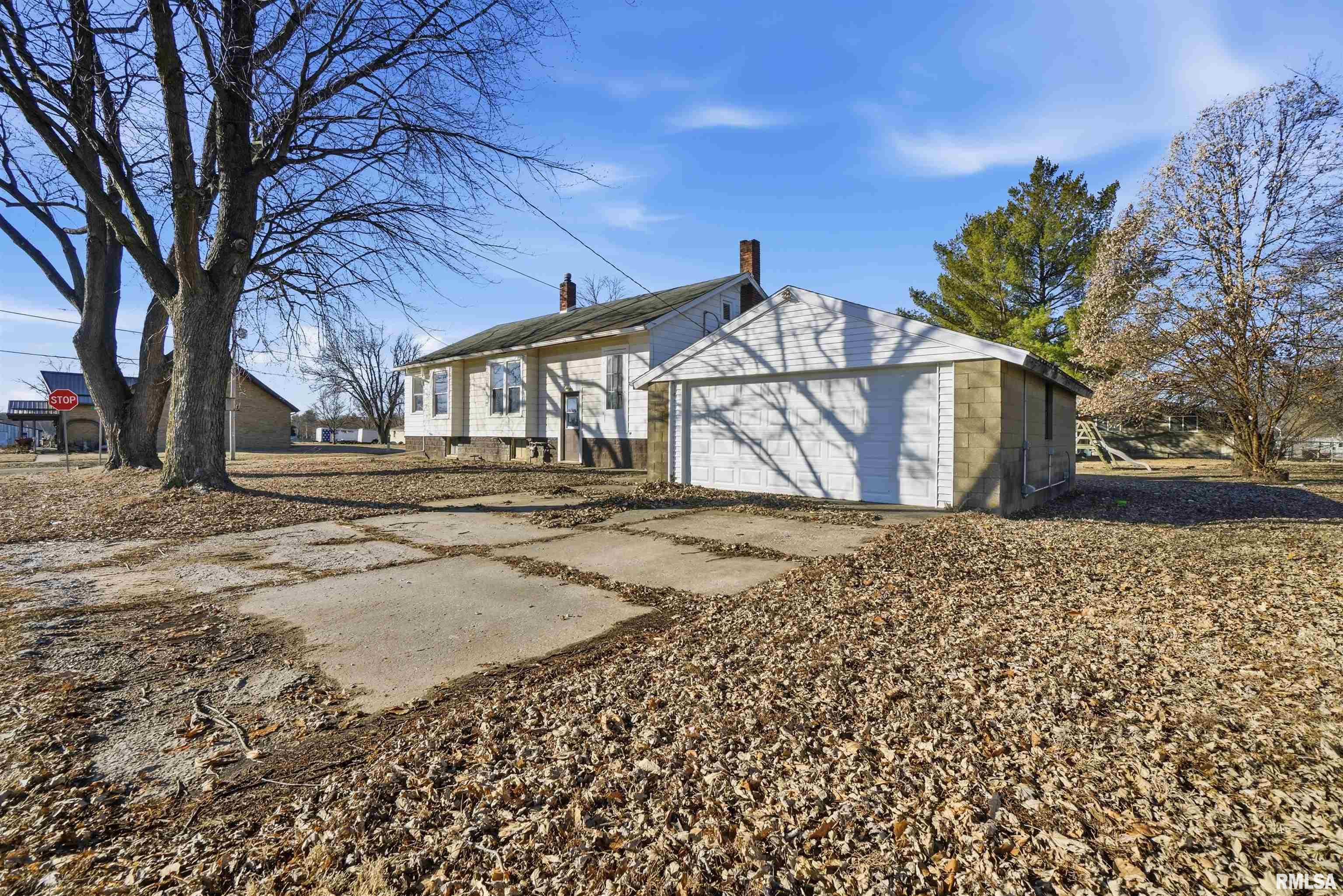 509 West Fort Street Farmington, IL 61531 - Photo 2 of 29