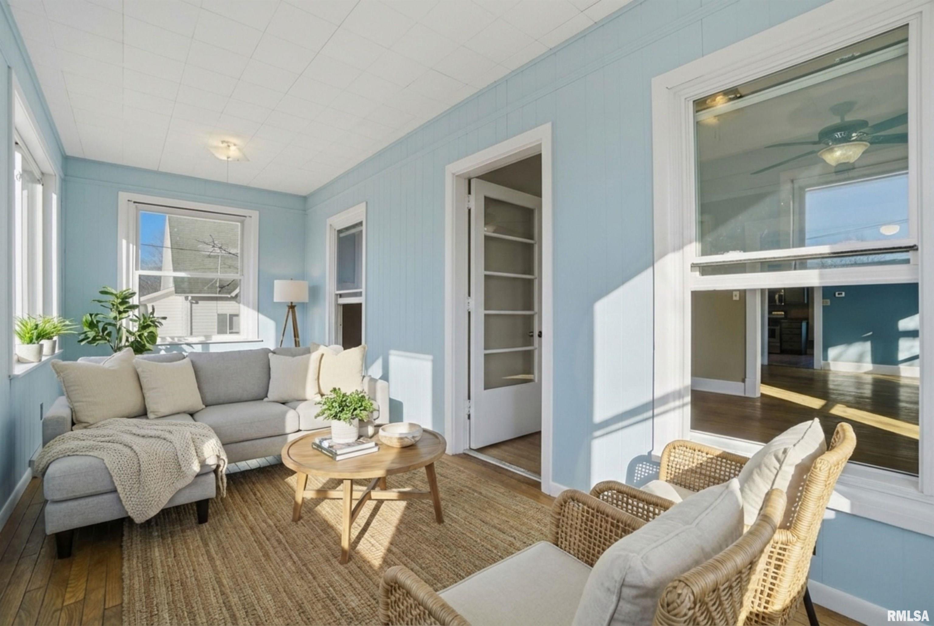 509 West Fort Street Farmington, IL 61531 - Photo 3 of 29