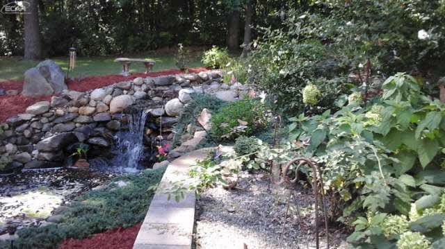 9393 Mabley Hill Road Fenton, MI 48430 - Photo 85 of 90 21209940-84.JPG